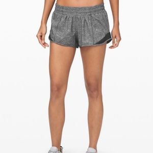 Hotty hot short 2.5 lululemon